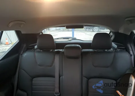 2019 Nissan Kicks S из США, поврежденный, VIN 3N1CP5CU8KL515762